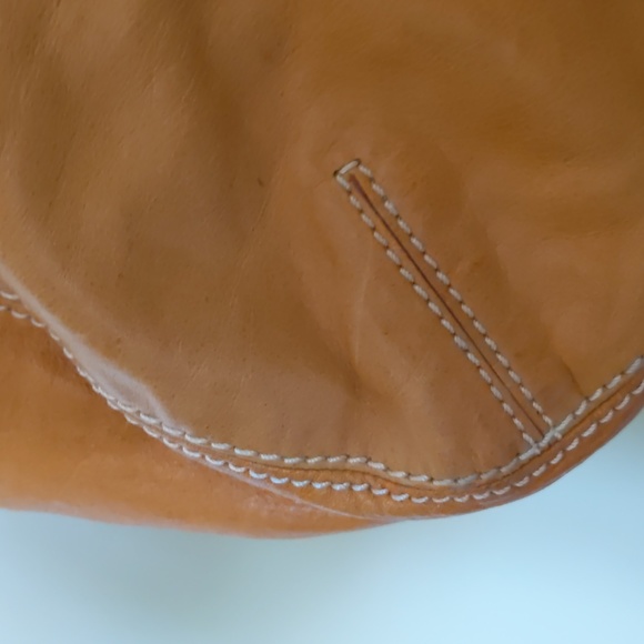 Leather handbag - Picture 4 of 16